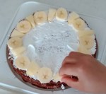 ケーキ,スポンジ,チョコ,バナナ,リンゴ